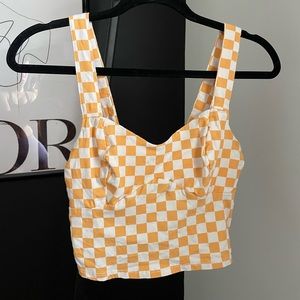 Small Hollister tank top for the summer 👀